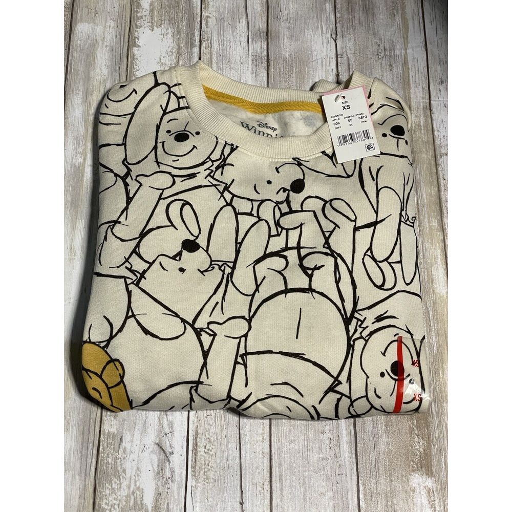 NWT Disney Winnie The Pooh Ladies XS Pullover sweatshirt. Outline Pooh Bear.